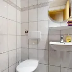 Haus Schoenblick Апартаменти *