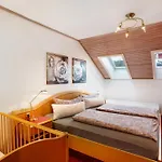 Haus Schoenblick Appartement *