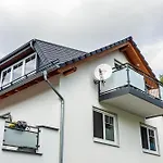 Haus Schoenblick Appartement *