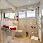 Апартаменти Haus Schoenblick