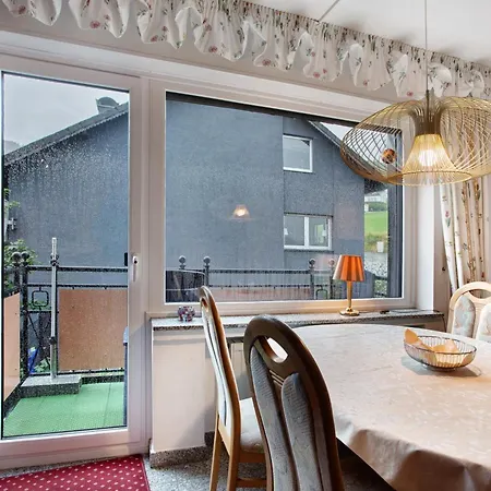 Апартаменти Haus Schoenblick *