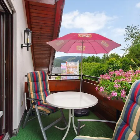 Апартаменти Haus Schoenblick