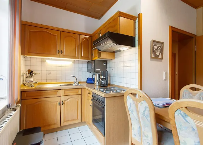 Haus Schoenblick 아파트 *