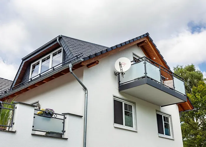 Haus Schoenblick 아파트 *